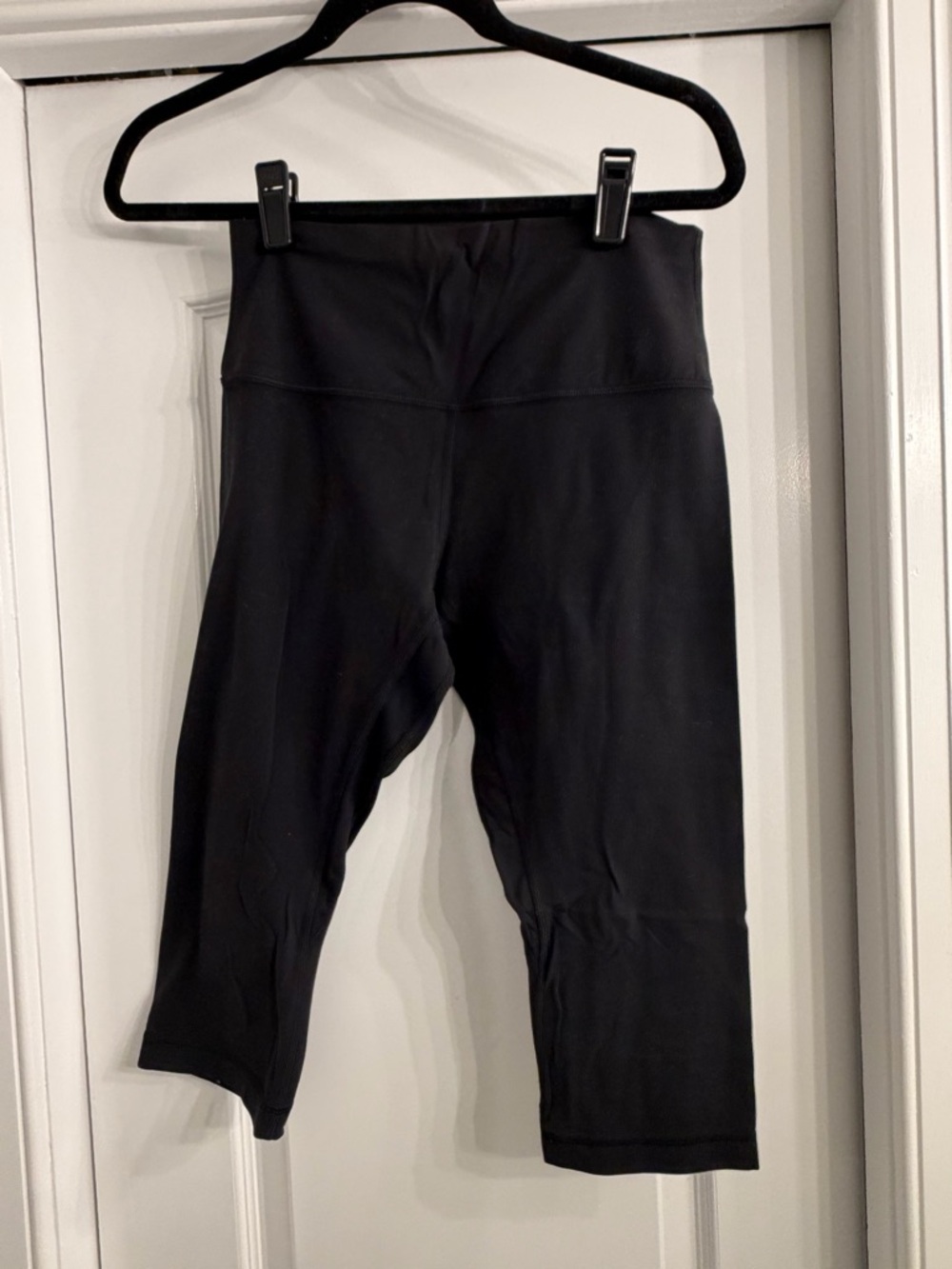 Lululemon Black Capri Leggings